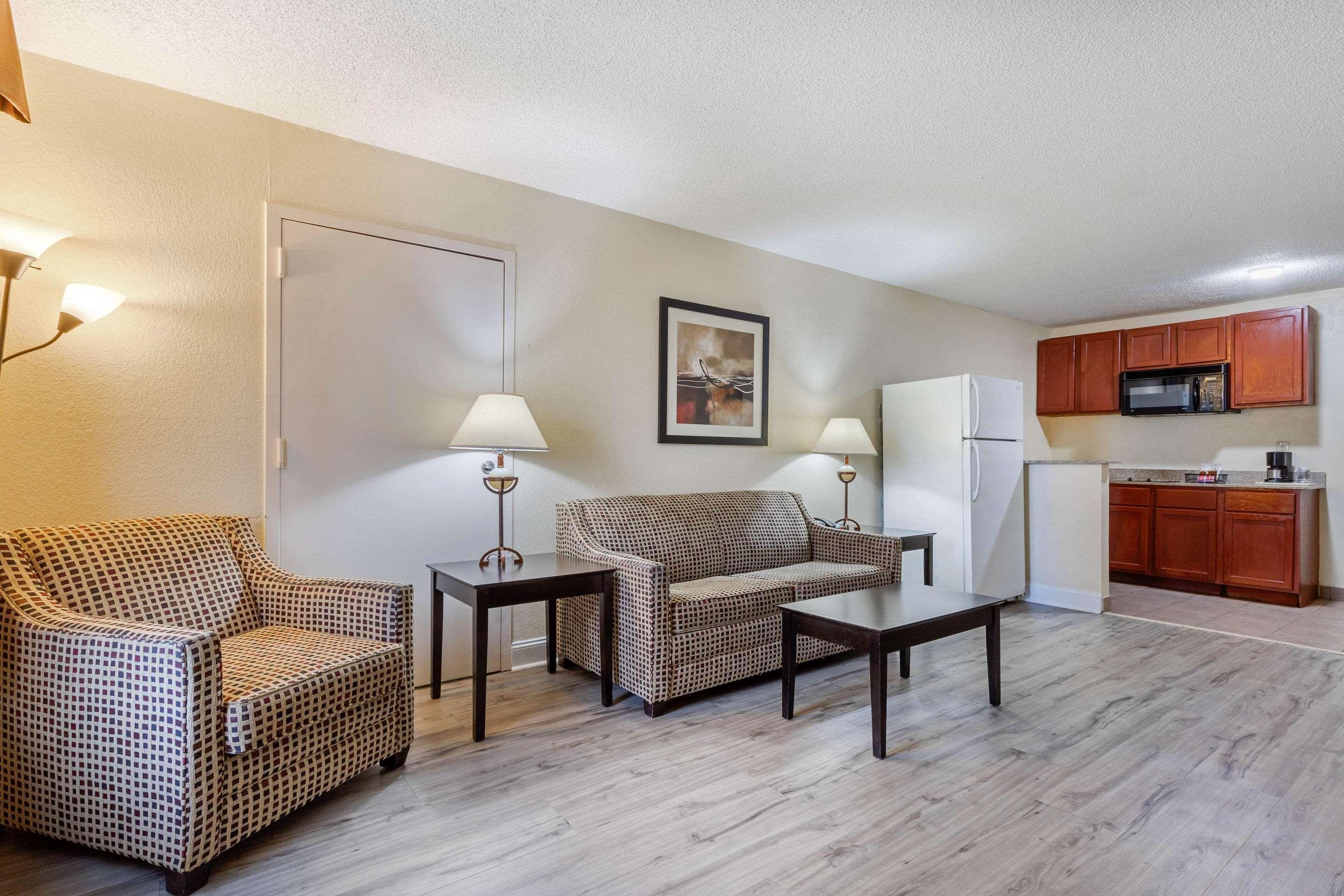 Quality Inn & Suites Lexington Eksteriør billede