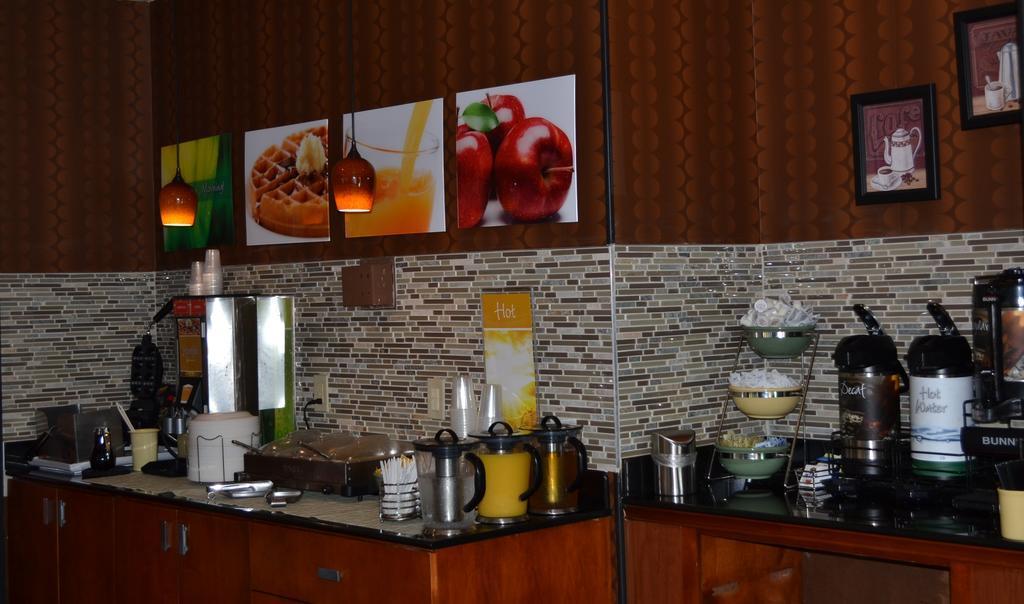 Quality Inn & Suites Lexington Eksteriør billede