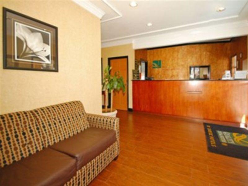 Quality Inn & Suites Lexington Interiør billede